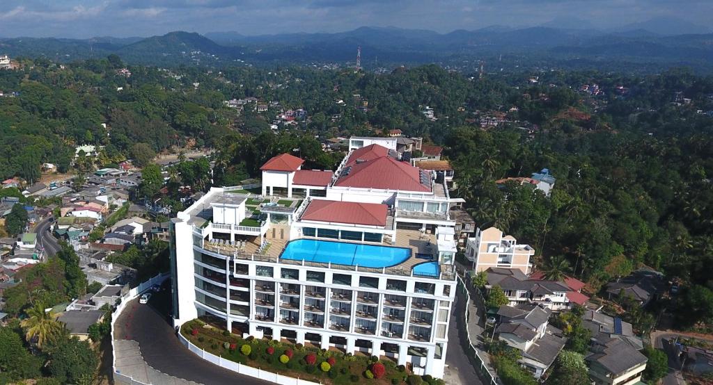 Grand Kandyan hotel